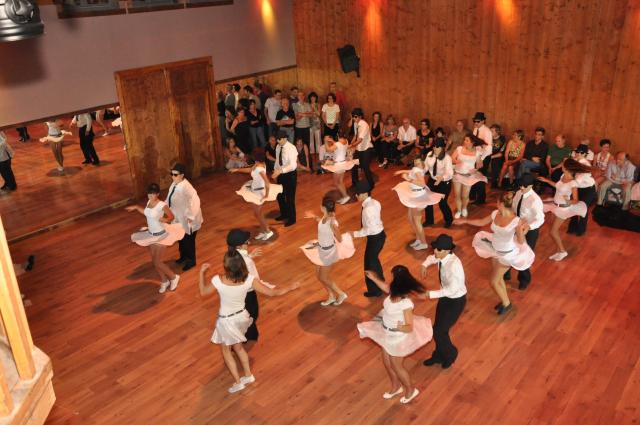 min 2010 10 10 station danse 100